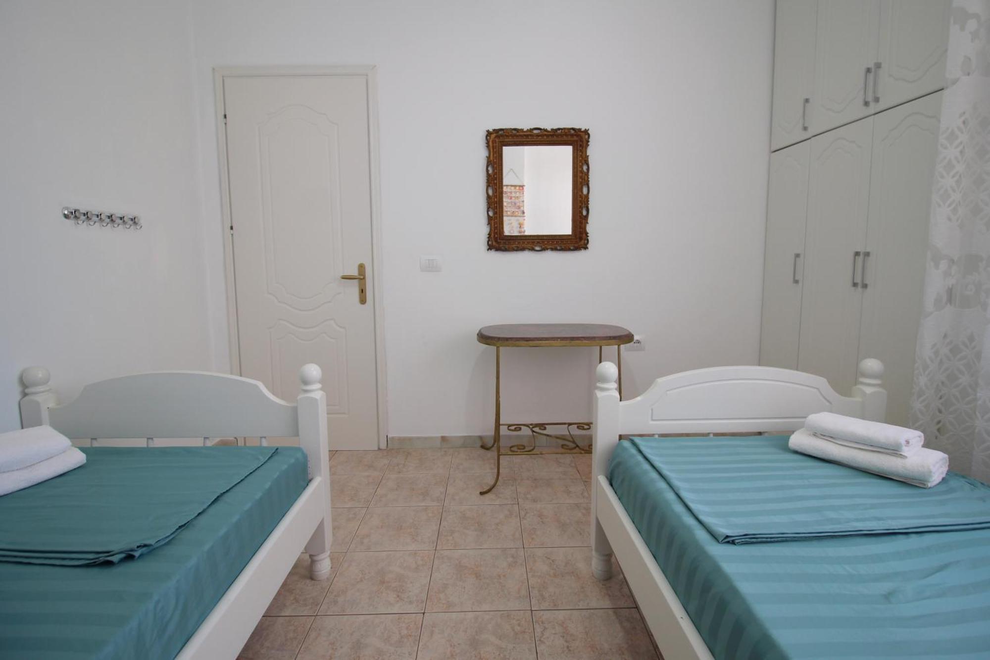 Ortus Rooms Sarande Bagian luar foto