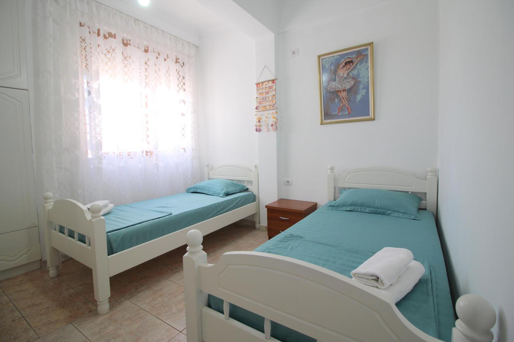 Ortus Rooms Sarande Bagian luar foto