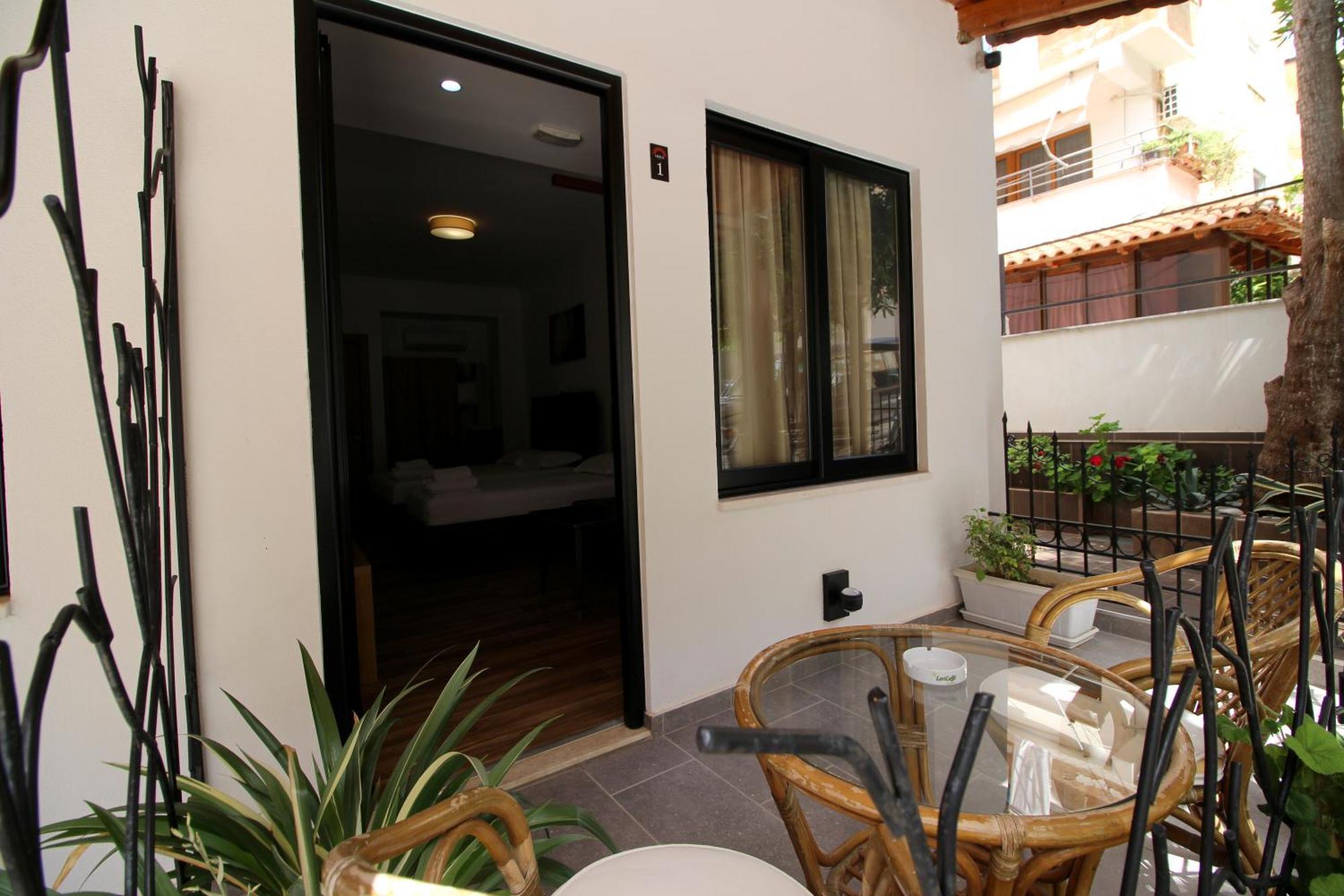 Ortus Rooms Sarande Bagian luar foto